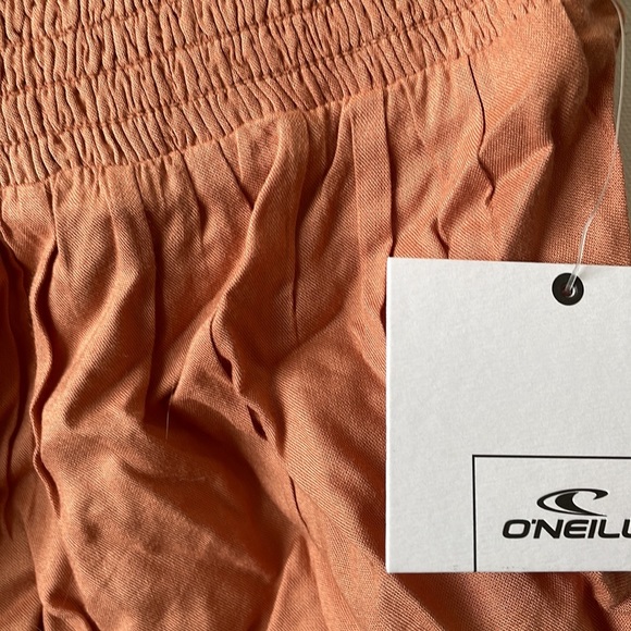 O’Neill New Salmon-Tan Shorts, in Breezy Light Fabric Deep Waistband Size S - Picture 3 of 3